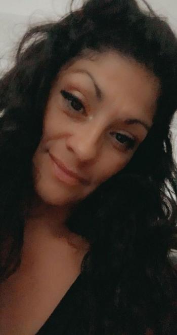 moLipps, 49  female escort, Ogden